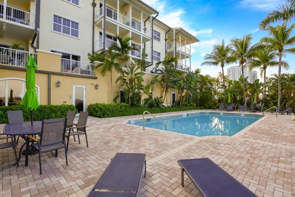 3940 N Flagler Drive, Unit 201, West Palm Beach, FL 33407 Photo