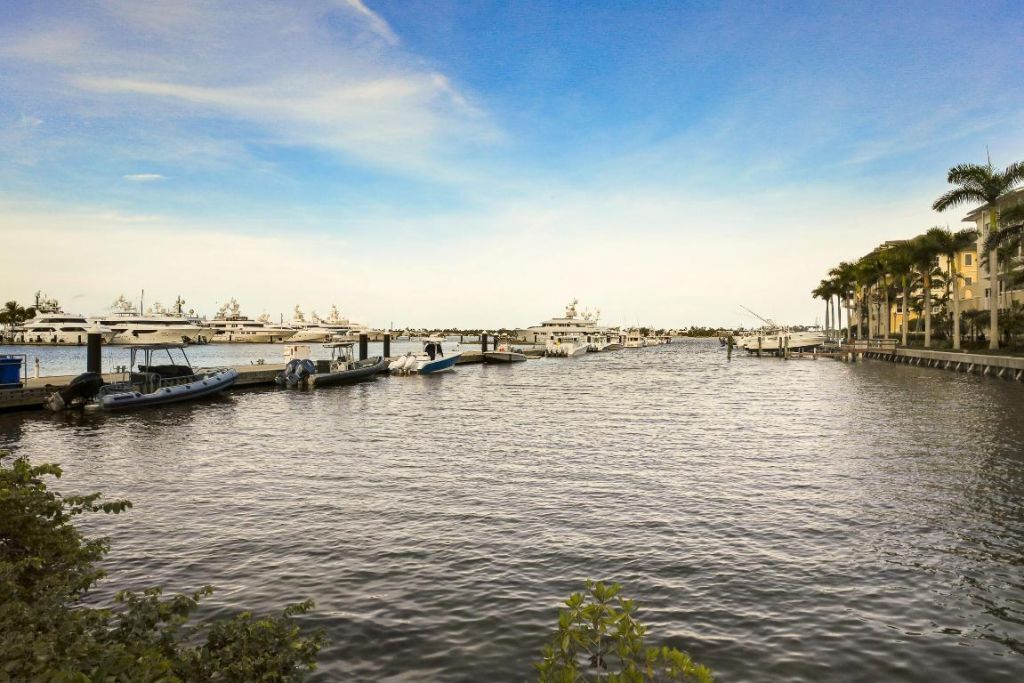 3940 N Flagler Drive, Unit 201, West Palm Beach, FL 33407 Photo