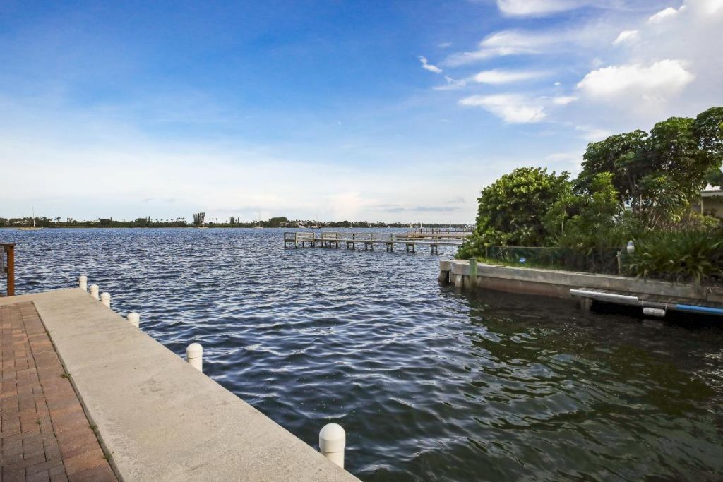 3940 N Flagler Drive, Unit 201, West Palm Beach, FL 33407 Photo