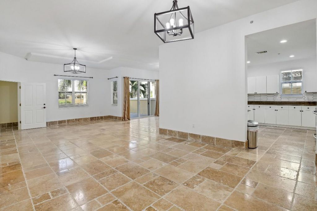 3940 N Flagler Drive, Unit 201, West Palm Beach, FL 33407 Photo