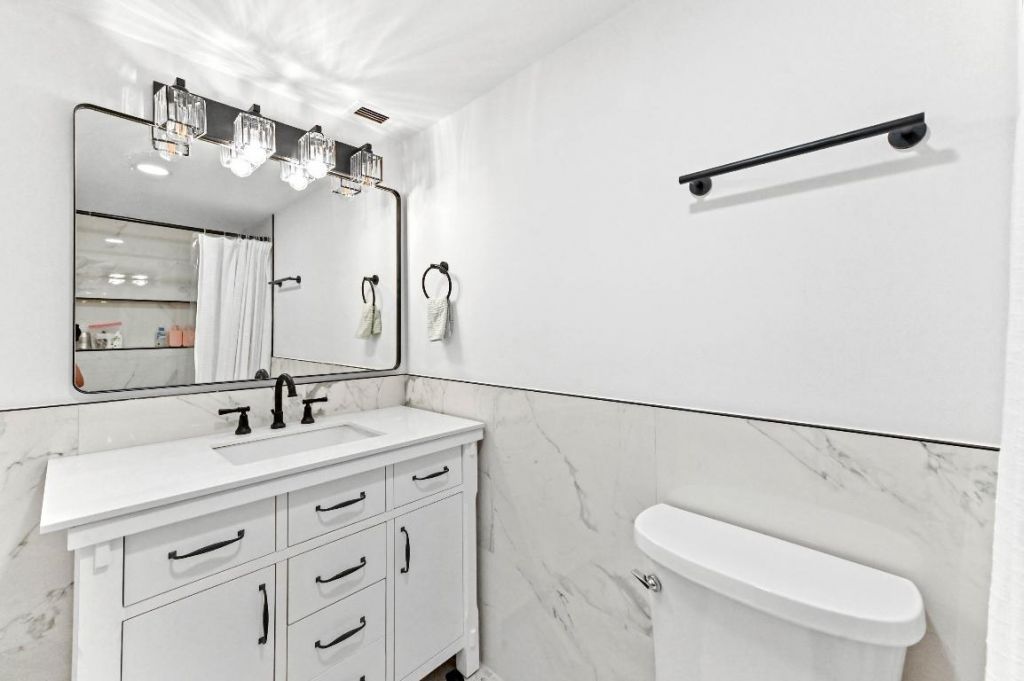 5700 NW 2nd Avenue, Unit 211, Boca Raton, FL 33487 Photo