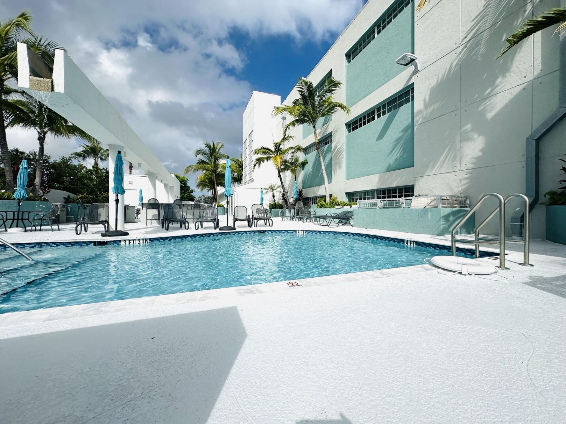 180 NE 4th Avenue, Unit 406, Delray Beach, FL 33483 Photo