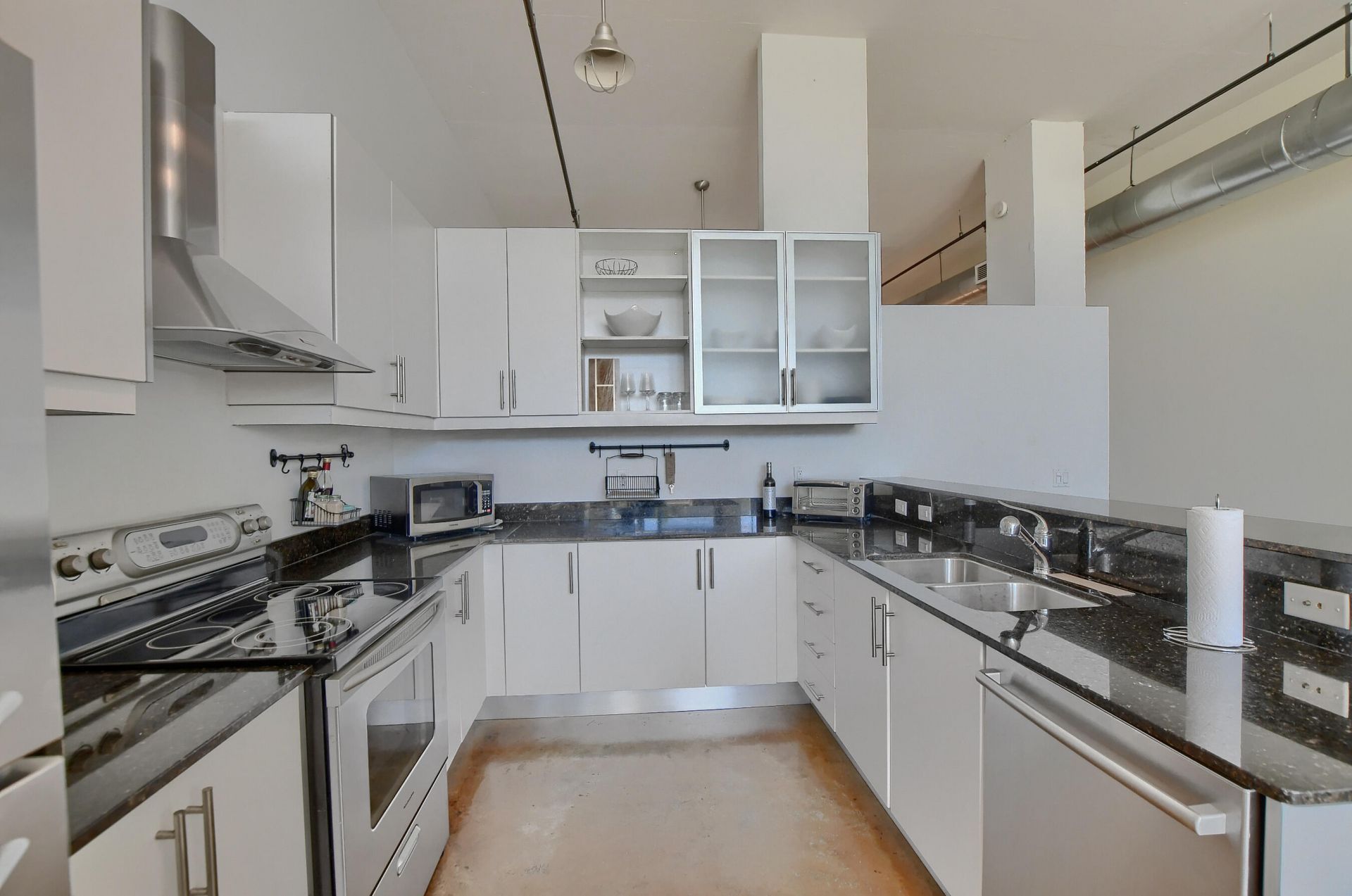 180 NE 4th Avenue, Unit 406, Delray Beach, FL 33483 Photo