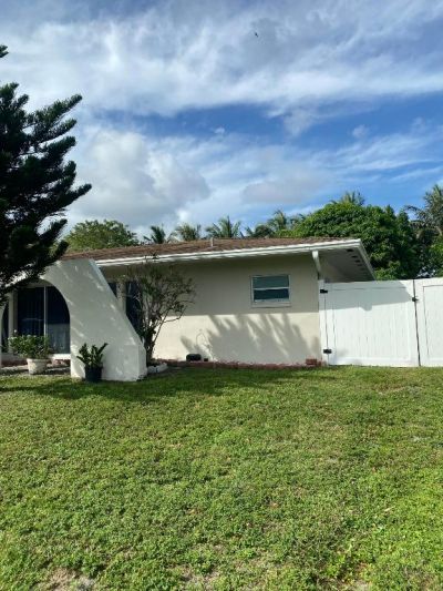 931 Hibiscus Drive, Royal Palm Beach, FL 33411 Photo