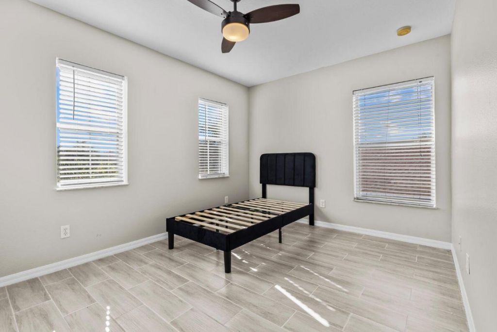 6909 NW Kowal Court, Port Saint Lucie, FL 34986 Photo