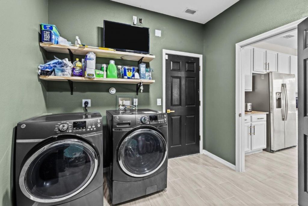 6909 NW Kowal Court, Port Saint Lucie, FL 34986 Photo