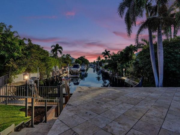 7050 NE 7th Avenue, Boca Raton, FL 33487