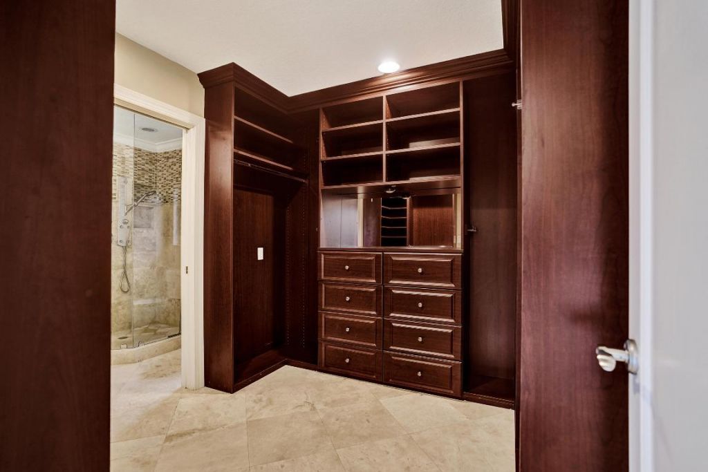 7050 NE 7th Avenue, Boca Raton, FL 33487 Photo