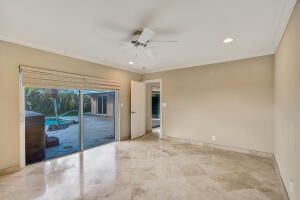 7050 NE 7th Avenue, Boca Raton, FL 33487 Photo