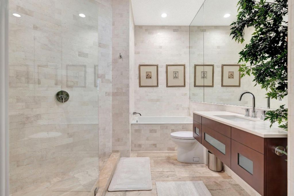 150 Lost Bridge Drive, Palm Beach Gardens, FL 33410 Photo