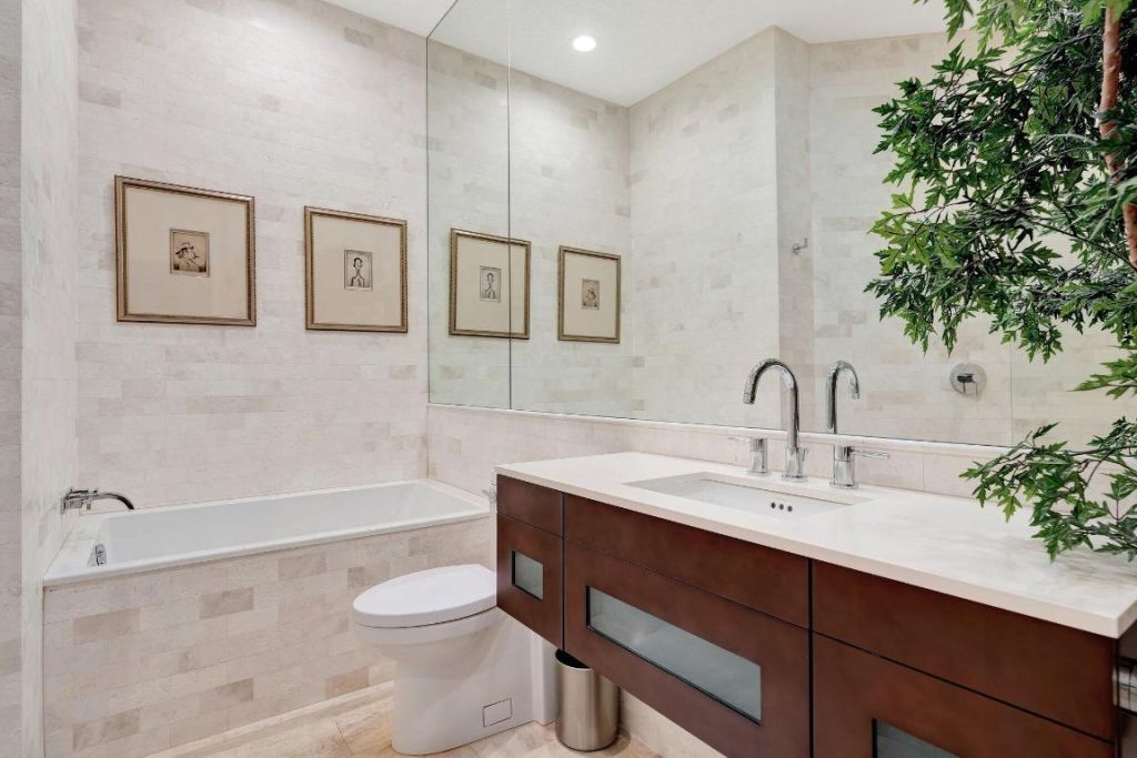 150 Lost Bridge Drive, Palm Beach Gardens, FL 33410 Photo