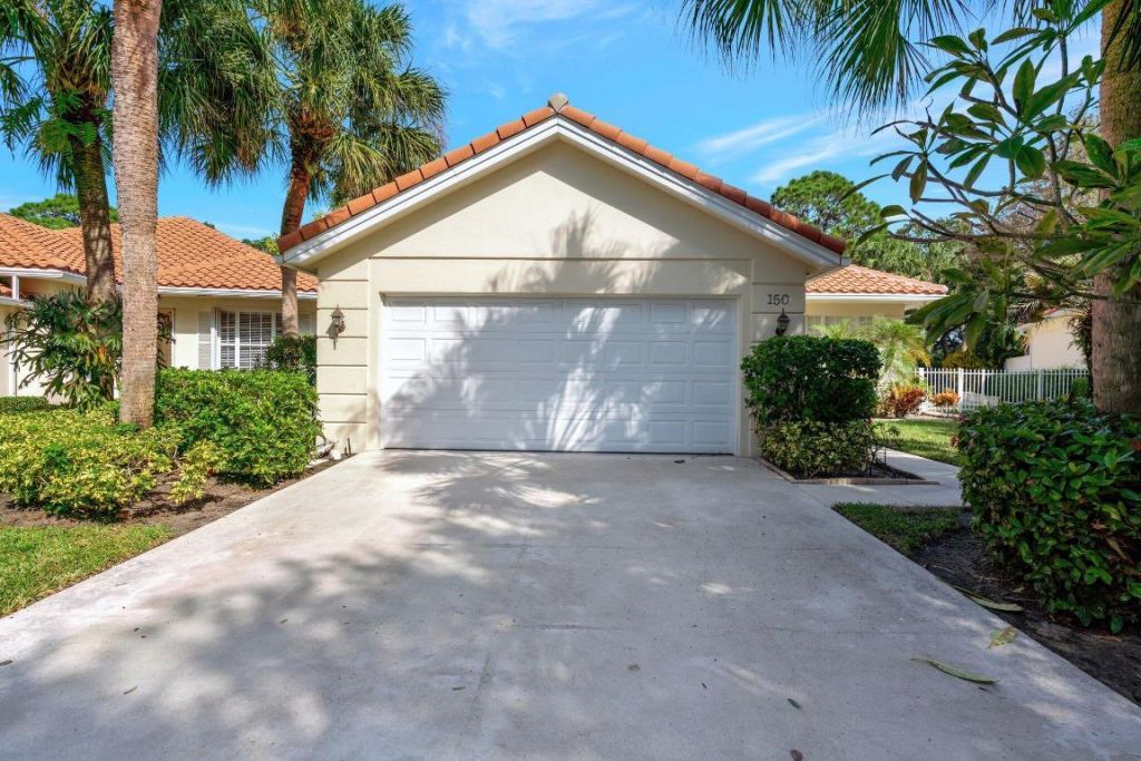 150 Lost Bridge Drive, Palm Beach Gardens, FL 33410 Photo