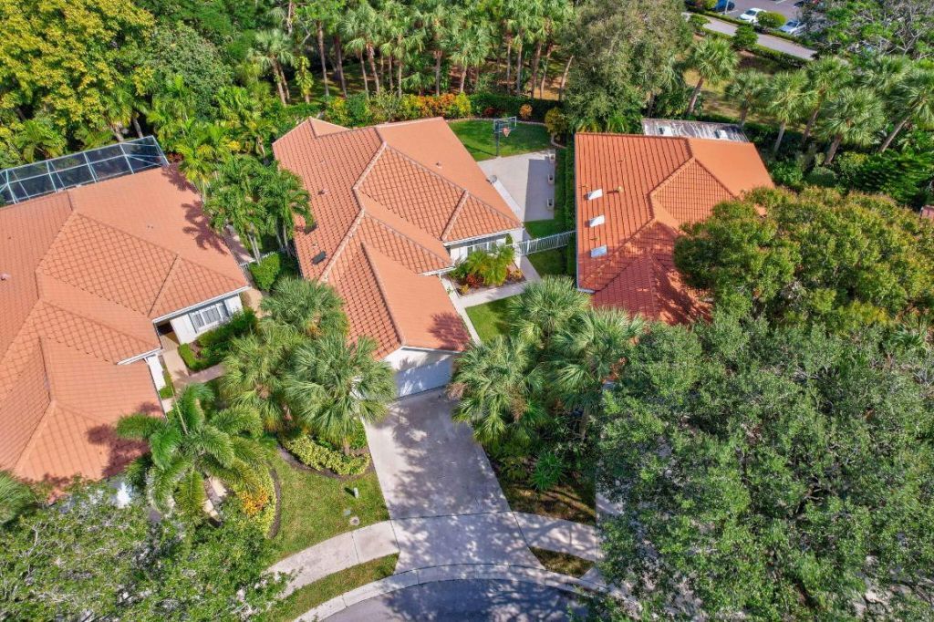 150 Lost Bridge Drive, Palm Beach Gardens, FL 33410 Photo
