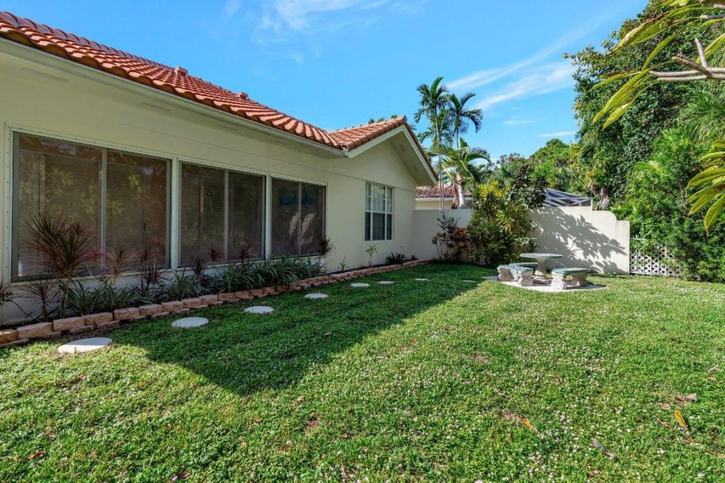 150 Lost Bridge Drive, Palm Beach Gardens, FL 33410 Photo