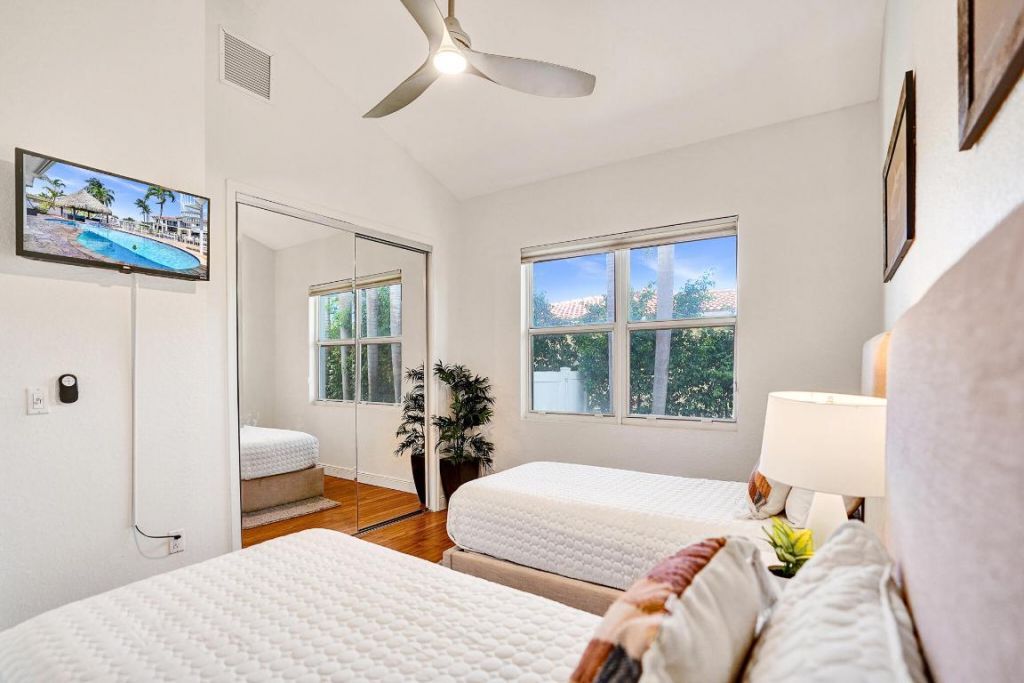 785 NE 71st Street, Boca Raton, FL 33487 Photo