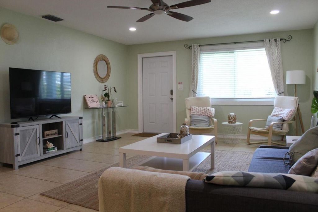 323 W Palm Street, Lantana, FL 33462 Photo