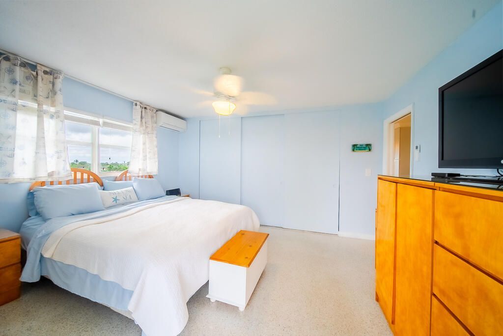 3600 N Ocean Drive, Unit 421, Singer Island, FL 33404 Photo