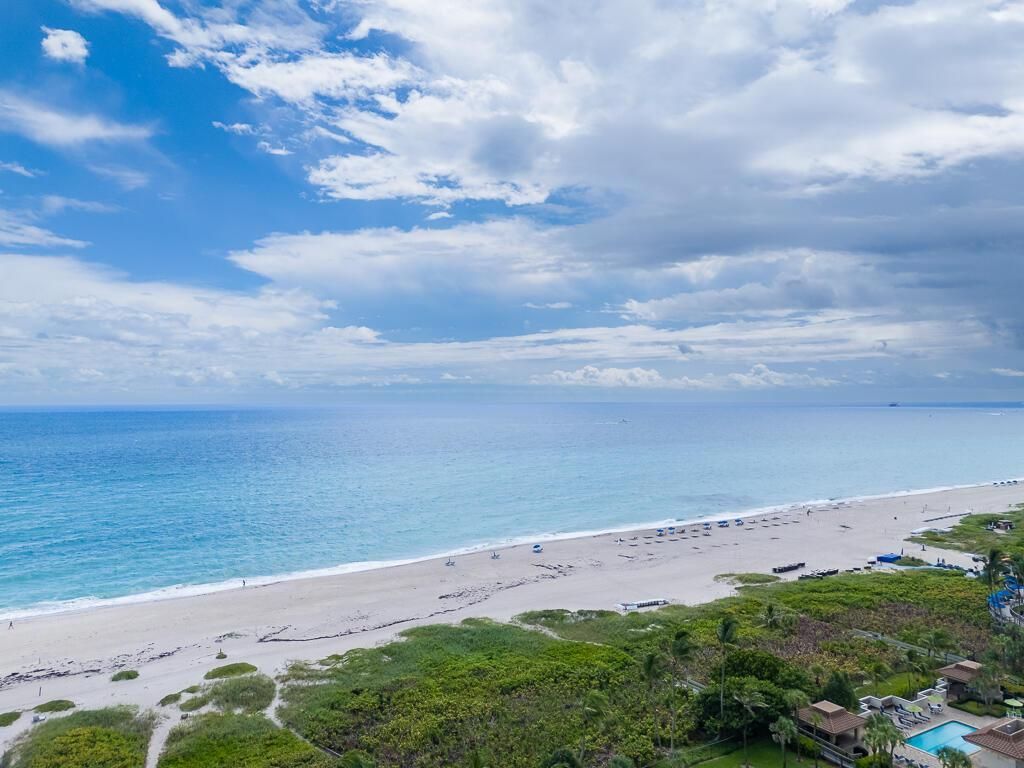 3600 N Ocean Drive, Unit 421, Singer Island, FL 33404 Photo