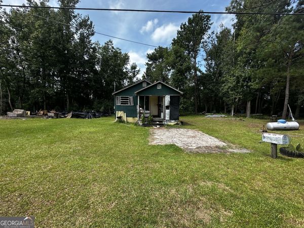 624 W Washington Avenue, Nashville, GA 31639