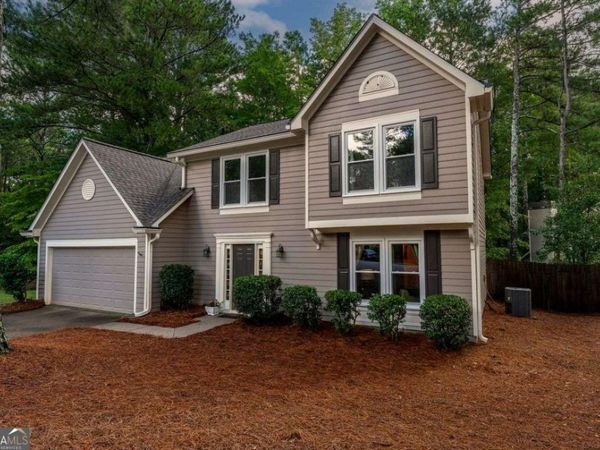 1202 Shallowford Trace Court, Woodstock, GA 30189