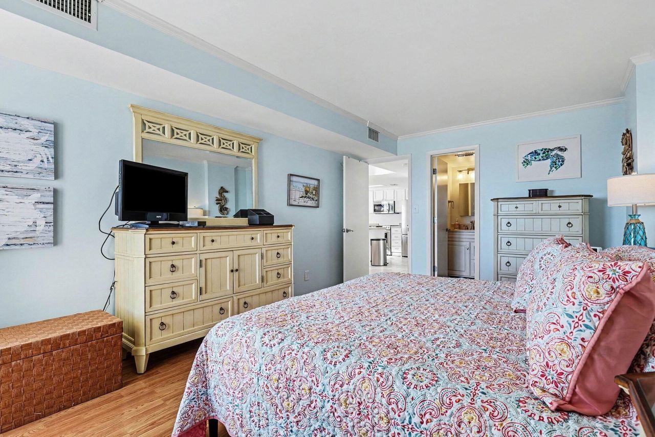 912 N Waccamaw Drive Photo 17