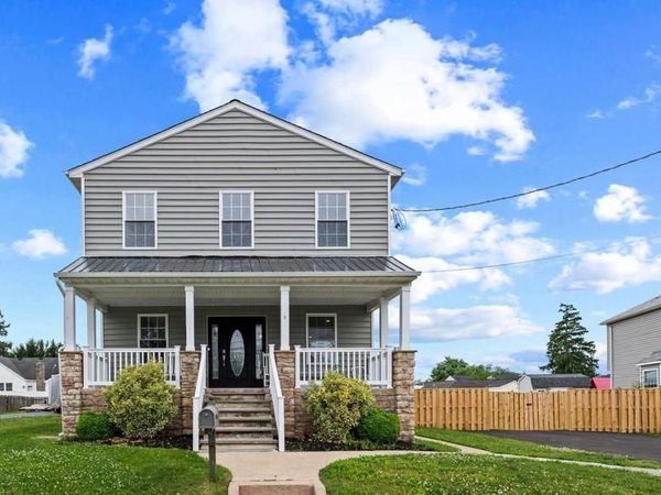 8424 SMALLWOOD COURT, PASADENA, MD 21122