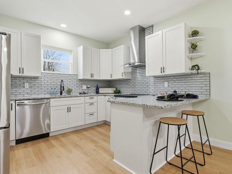 83 S Cypress Avenue , Columbus, OH 43222 Photo 9