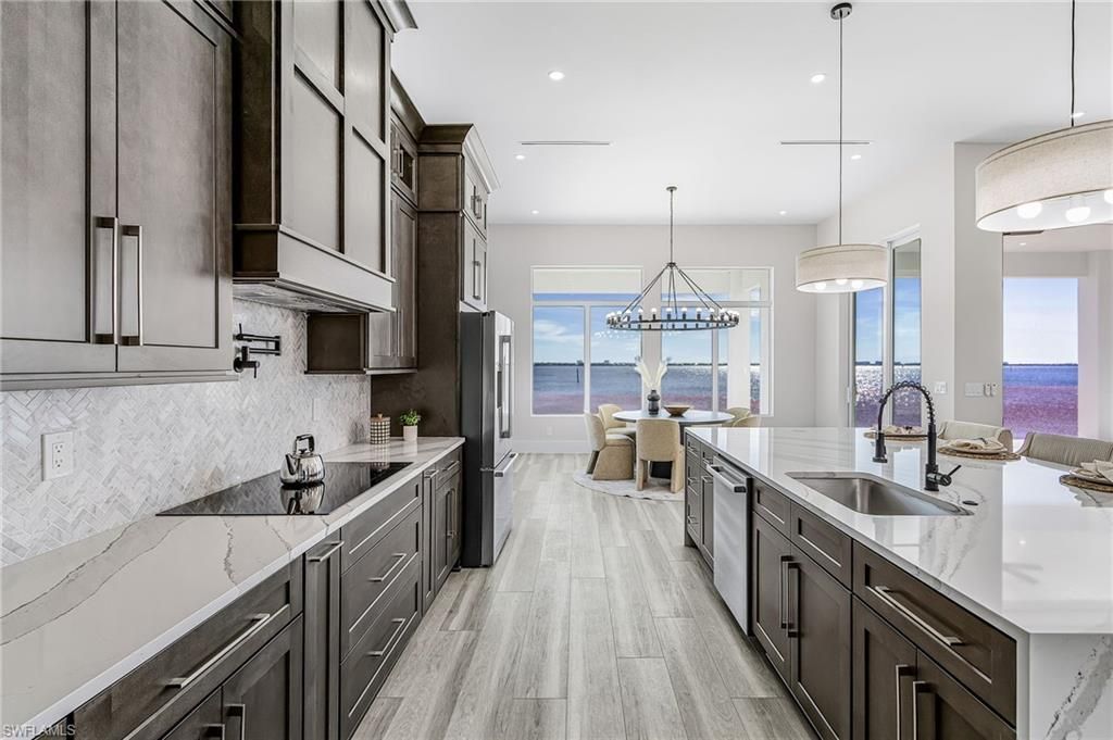 606 Coral Dr, Cape Coral, FL 33904 Photo