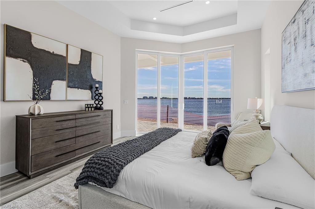 606 Coral Dr, Cape Coral, FL 33904 Photo