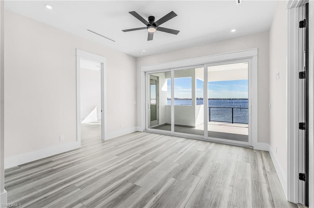 606 Coral Dr, Cape Coral, FL 33904 Photo