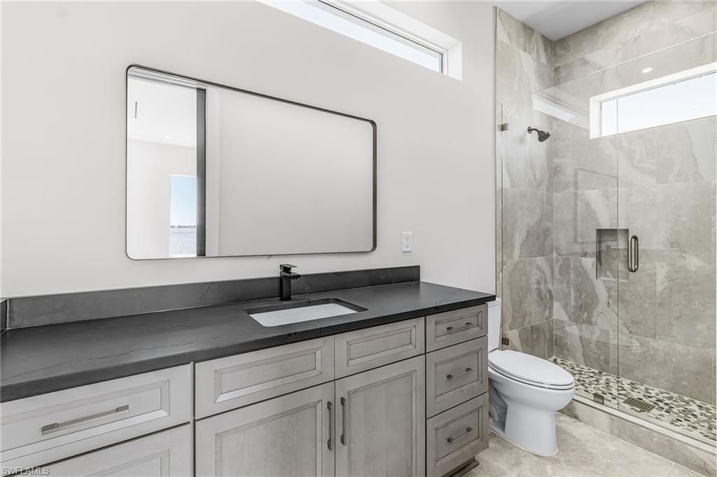 606 Coral Dr, Cape Coral, FL 33904 Photo