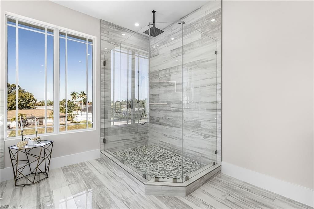 606 Coral Dr, Cape Coral, FL 33904 Photo