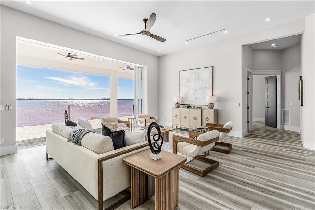 606 Coral Dr, Cape Coral, FL 33904 Photo