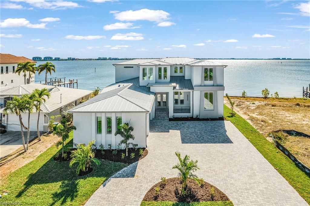 606 Coral Dr, Cape Coral, FL 33904 Photo