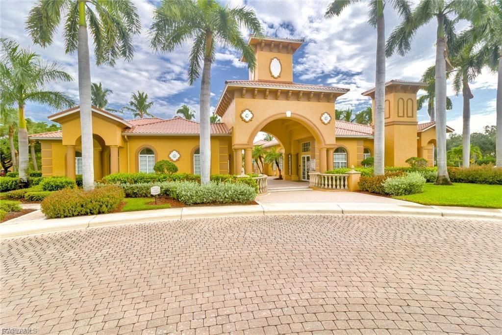 15655 Ocean Walk Cir, Unit 202, Fort Myers, FL 33908 Photo