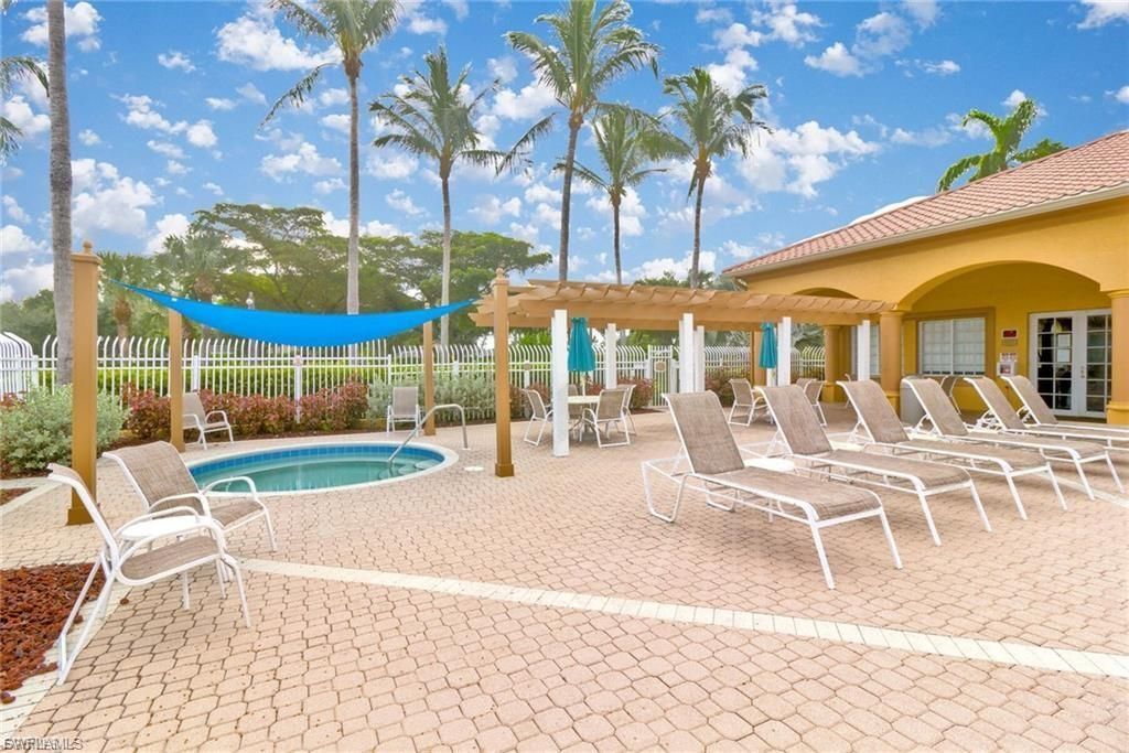 15655 Ocean Walk Cir, Unit 202, Fort Myers, FL 33908 Photo