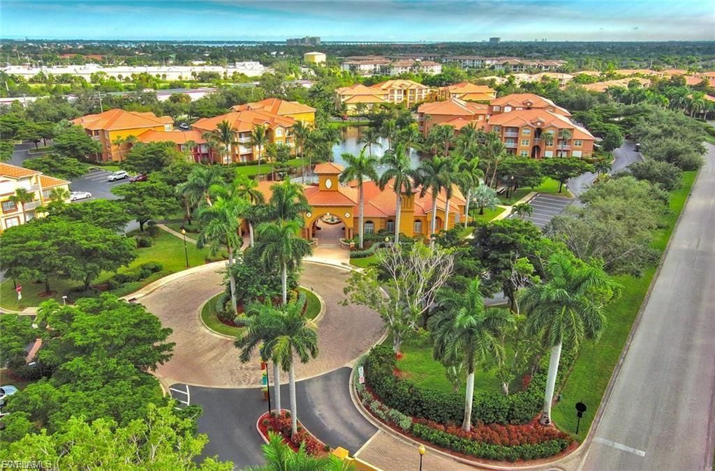 15655 Ocean Walk Cir, Unit 202, Fort Myers, FL 33908 Photo