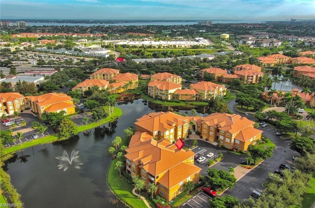 15655 Ocean Walk Cir, Unit 202, Fort Myers, FL 33908 Photo