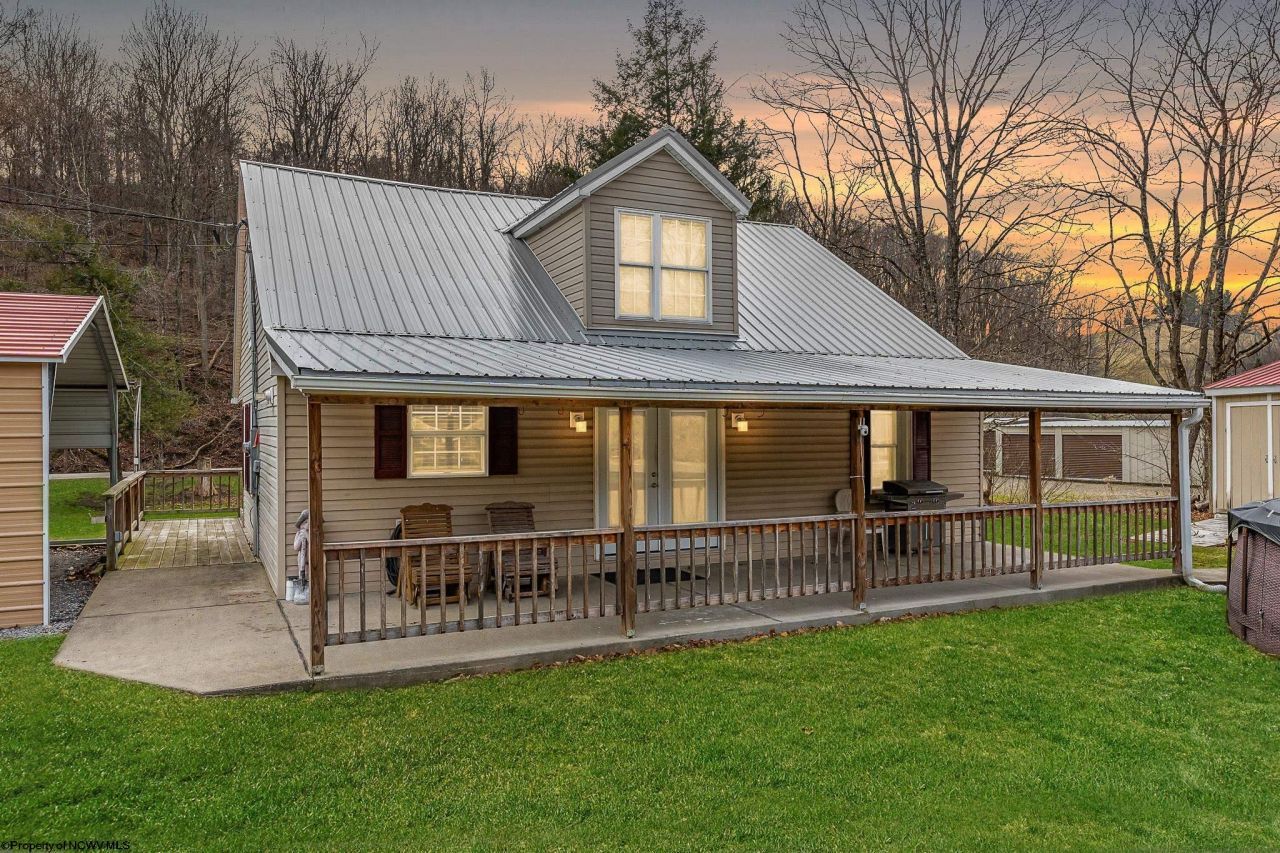 122 Robinson Run Road, Maidsville, WV 26541 Main Photo