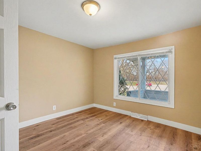 321 Southern Avenue, Reading, OH 45215 Photo 9