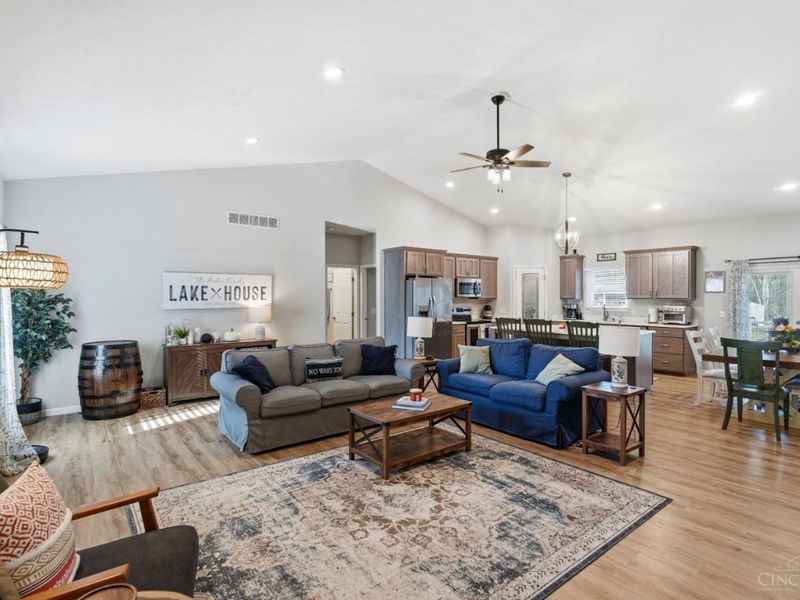 1348 Wagner Drive, Perry Twp, OH 45118 Photo 9