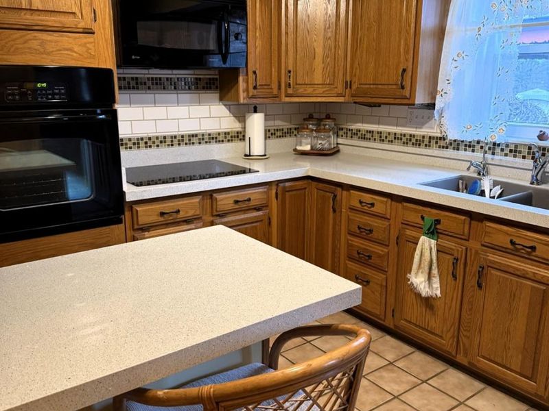 3703 Moorhill Drive, Evendale, OH 45241 Photo 11