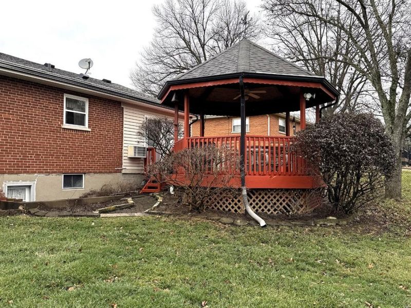 3703 Moorhill Drive, Evendale, OH 45241 Photo 26