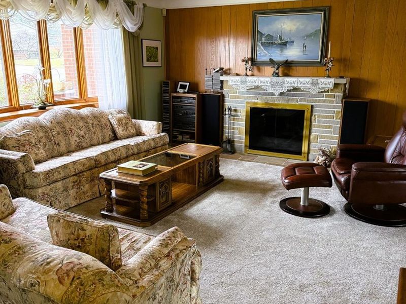 3703 Moorhill Drive, Evendale, OH 45241 Photo 4