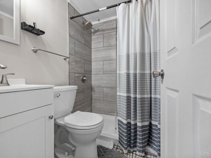 6097 W Fordham Place, Silverton, OH 45213 Photo 24