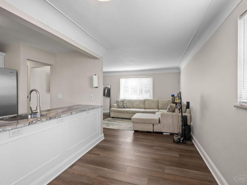 6097 W Fordham Place, Silverton, OH 45213 Photo 7