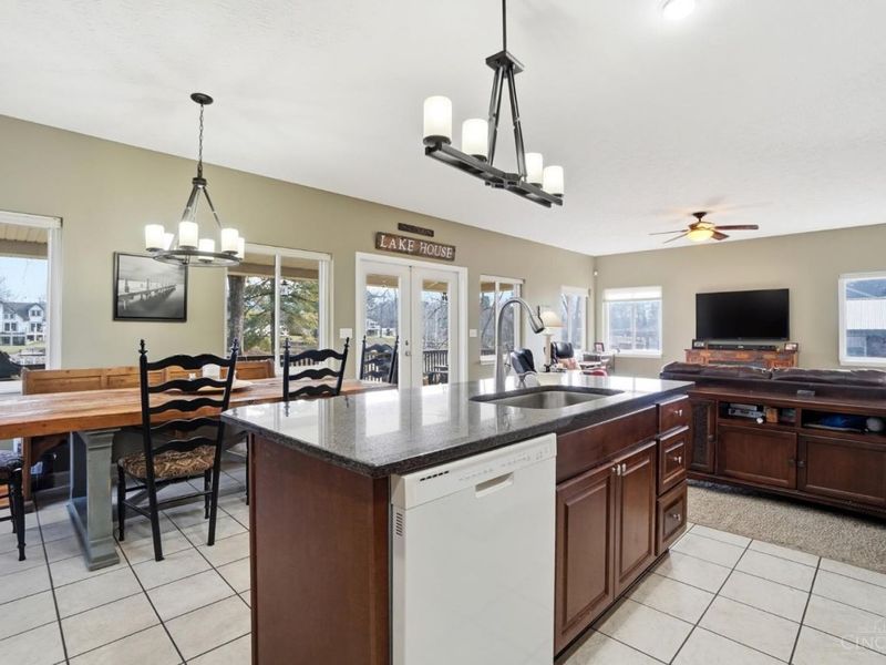 1065 Brunswick Drive, Perry Twp, OH 45118 Photo 14