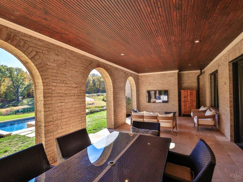 9725 Cunningham Road, Indian Hill, OH 45243 Photo 57