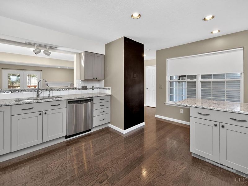 5033 Bristol Court, Loveland, OH 45140 Photo 13