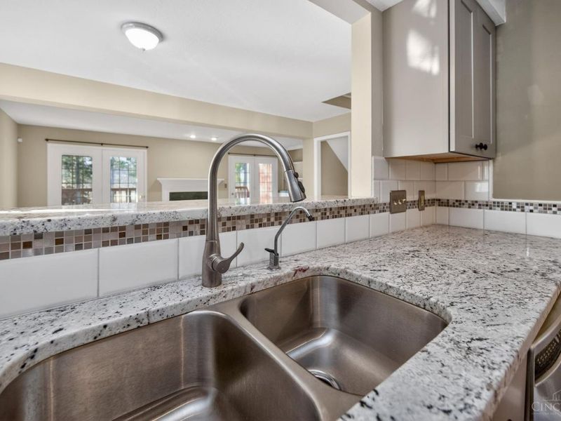 5033 Bristol Court, Loveland, OH 45140 Photo 14